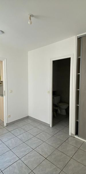 Location Appartement 2 pièces 23m² - Photo 1