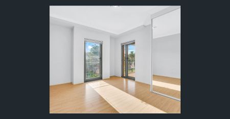 Location, Style & Comfort! - Photo 2