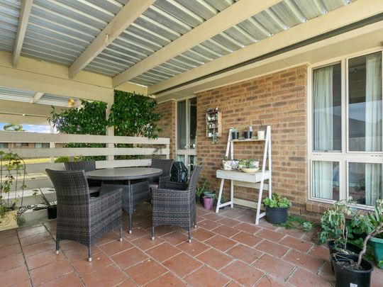 3 Bedroom Home ready to Go! - Photo 1