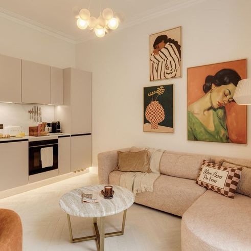 Pembridge Gardens - Photo 1