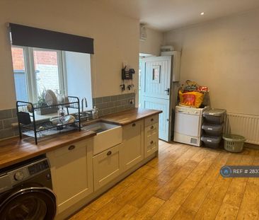 1 bedroom detached house to rent - Photo 2