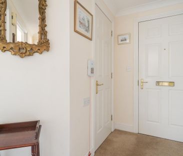 2 bedroom retirement property to rent - Photo 5