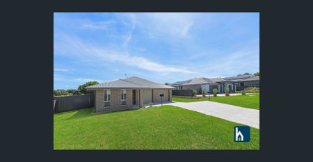 Modern Family Home in Quiet Cul-de-Sac - Photo 4