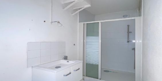 Location Appartement 1 pièce 27m² - Photo 3