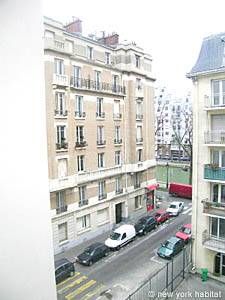 Logement à Paris, Location meublée - Photo 2