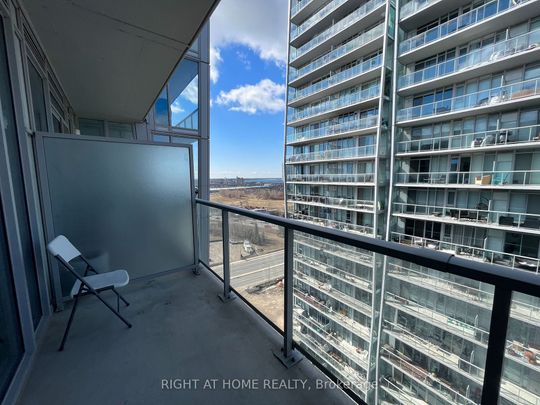 Riverside Square Lofts 15-30 , #1210 - Photo 1