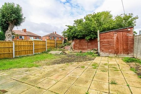 Westerton Road, Tingley, Wakefield - Photo 3