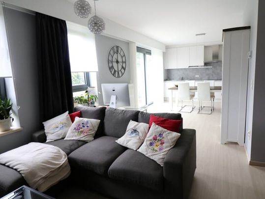 Appartement te huur - Photo 1