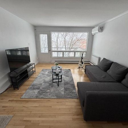 4 1/2 situé à Ste-Foy, A/C, Internet, stationnement - Photo 3