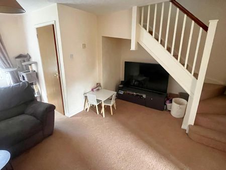 3 bedroom townhouse to rent - Photo 3
