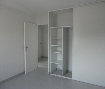 Location Appartement 3 pièces 72m² PUGET SUR ARGENS 83480 - Photo 2