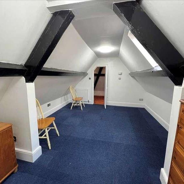 Westbourne Grove, Scarborough, YO11 - Photo 1
