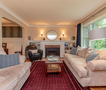 For Lease - 875 Kingsmere Avenue, McKellar Heights - Glabar Park an... - Photo 4