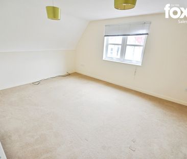 2 bed flat to rent in Crabton Close Road, Bournemouth, Dorset, BH5 1HN - Photo 5