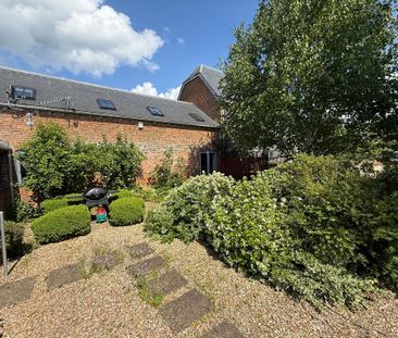 4 bedroom house to rent - Photo 1