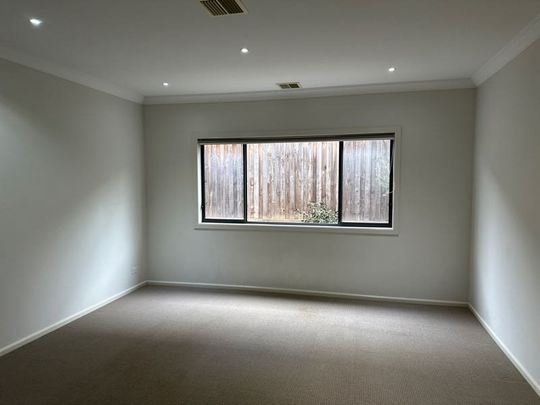 Large Family Home - Ready For You - Photo 1