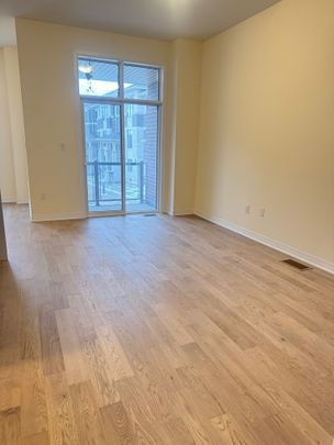 For Lease - 11389 Leslie Street, Richmond Hill, Ontario - Photo 1