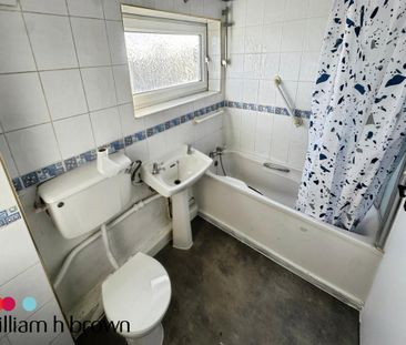 3 bedroom flat to rent - Photo 6