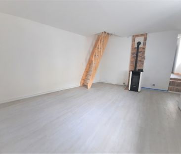 Location Appartement 2 pièces 55m² LUSIGNAN 86600 - Photo 1