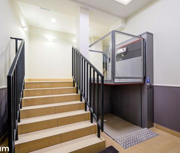 Targowa, duża kawalerka w odnowionej kamienicy - Photo 6