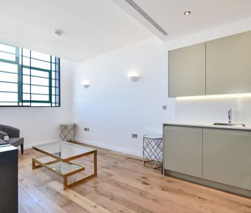 Western Avenue, Greenford, UB6 flat to rent - Photo 1