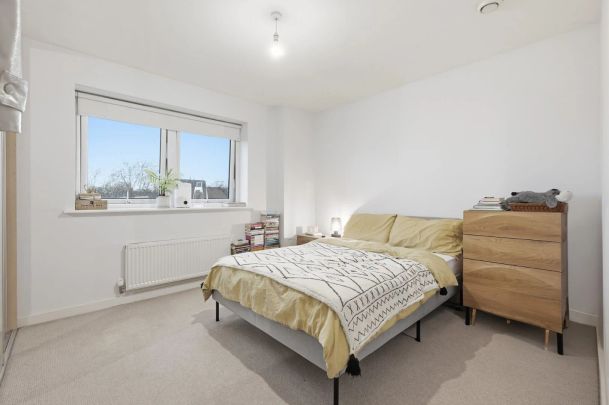 1 Bedroom Apartment - Photo 1