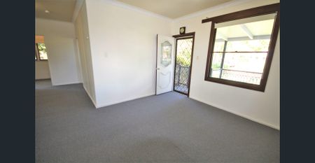 Character Home in Central Location! - Photo 2