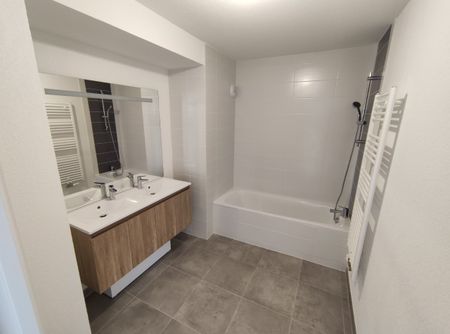 Location Appartement 3 pièces 61m² BASSENS 33530 - Photo 5