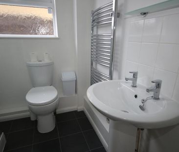 2 bedroom detached bungalow to rent - Photo 6