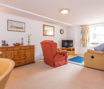 2 bedroom townhouse to rent - Photo 1