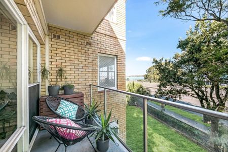 Modern Two-Bedroom Unit with Stunning Water Views - Photo 3