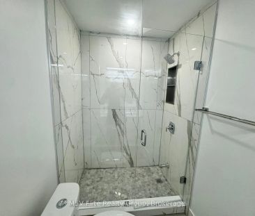 3276 Victory Crescent #Main - Photo 4