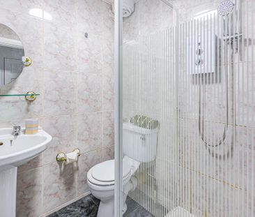 1 bedroom flat to rent - Photo 6