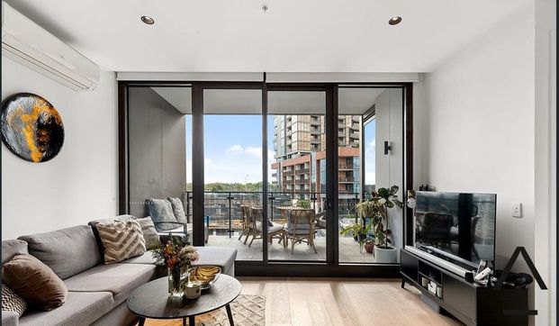 Stunning apartment in Yarra Bend area - Photo 1