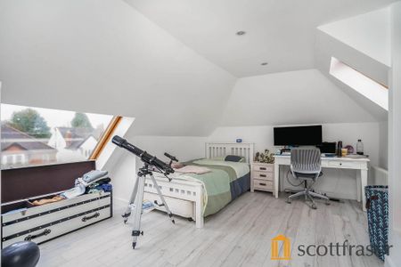 5 bedroom detached house to rent - Photo 4