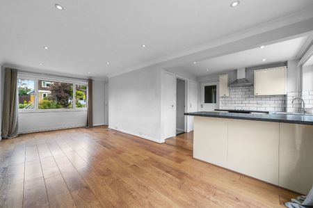 Mill View Close, Woodbridge - Photo 3