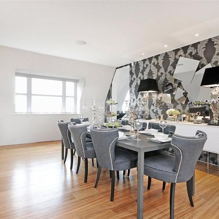 3 bedroom penthouse to rent - Photo 3