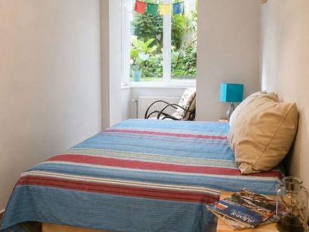 Flagey - Duplex 3 ch +/- 125m² + terrasse + jardin - Ixelles - Photo 5