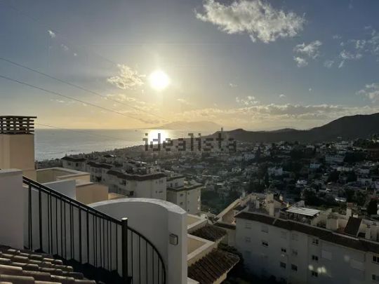 Alquiler de piso en Avenida de los Pintores - Photo 1