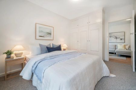 Elevated & Sun-Filled Living in a Prime Beachside Setting - Photo 3