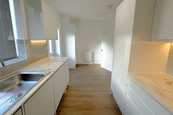 Spencer Close, Woking, Surrey, GU21 - Photo 1