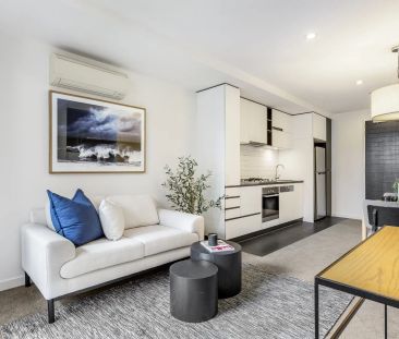 Exclusive Lifestyle in the Heart of South Yarra - Photo 2