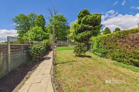 3 bedroom terraced house to rent - Photo 3