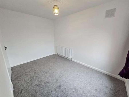 Falsgrave Road, Scarborough, YO12 - Photo 5