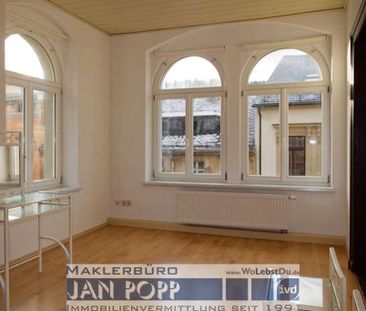 Wohnung mit Einbauküche und Stellplatz - Foto 2