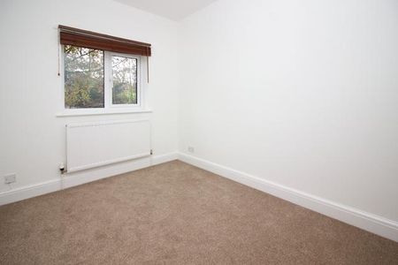 5 bedroom detached house to rent - Photo 3