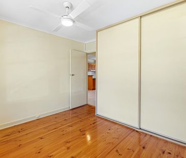 In The Heart Of Glenelg - Enjoy The Beachside Lifestyle - Only Step... - Photo 1