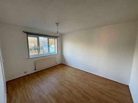Regent Court, Blyth, NE24 - Photo 5