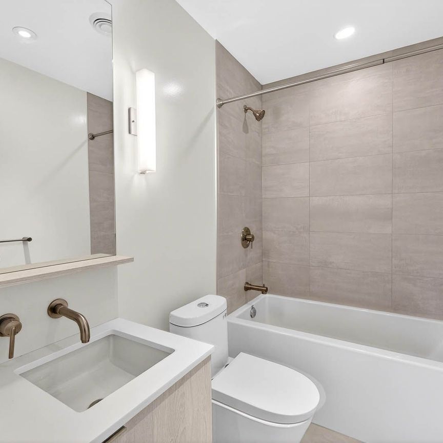 For Lease - 120 Broadway Avenue Unit# 205N, Toronto, Ontario - Photo 1