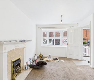 3 bedroom end of terrace house to rent - Photo 1